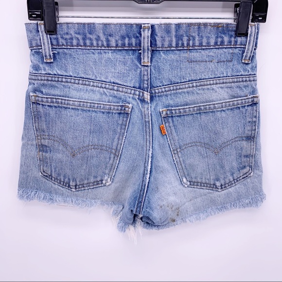 VINTAGE Levi’s Orange Tab Distressed Jean Shorts size 25 - Picture 4 of 11